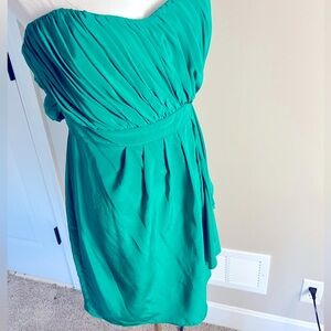 Women’s Shoshanna green strapless dress, size 8 but fits like a 6